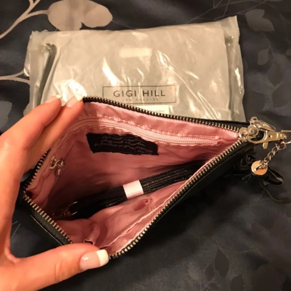 Gigi Hill-Ashley 3-in-1 clutch - Picture 2 of 3